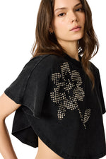 Load image into Gallery viewer, Callum Knit Top with Floral Embroidery
