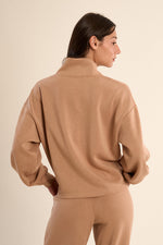 Load image into Gallery viewer, Edie Sweatshirt in Camel
