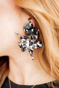 Flora Earrings in Black & White