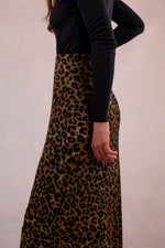 Load image into Gallery viewer, Leopard Knit Maxi Skirt in Khaki
