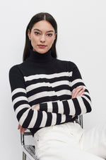 Load image into Gallery viewer, Korie Turtleneck Sweater in Black/Chalk
