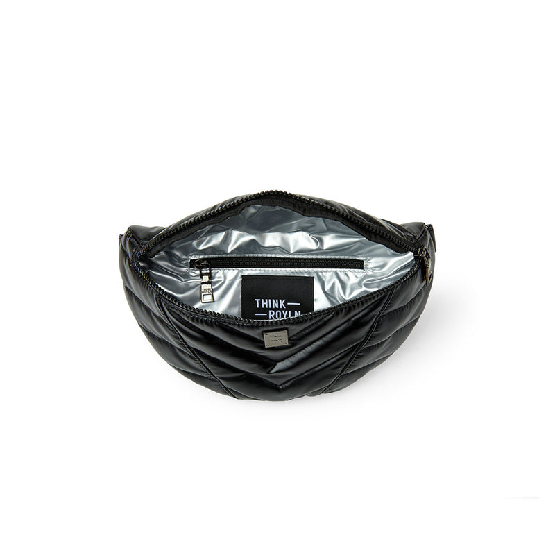 Little Runaway in Pearl Black