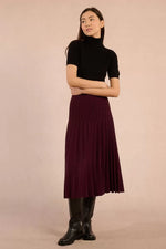 Load image into Gallery viewer, High Waisted Pleated Midi Skirt in Dark Red
