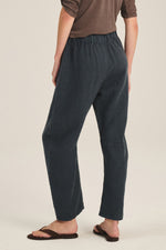 Load image into Gallery viewer, Taylor Pant in Navy
