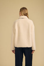 Load image into Gallery viewer, Anika Fleece Jacket in Cream/Black
